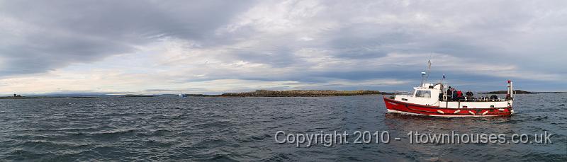 pano 2 h.jpg - Farnes panorama, with one of the Sovereign boats